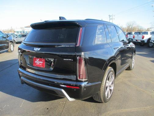 2026 Cadillac VISTIQ Sport