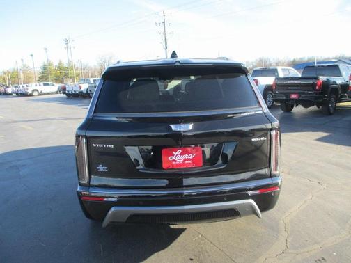 2026 Cadillac VISTIQ Sport