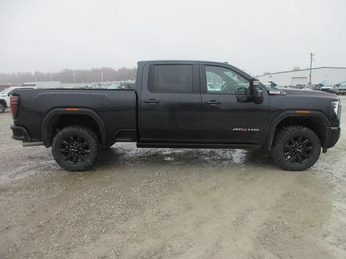 2026 GMC Sierra 2500 AT4