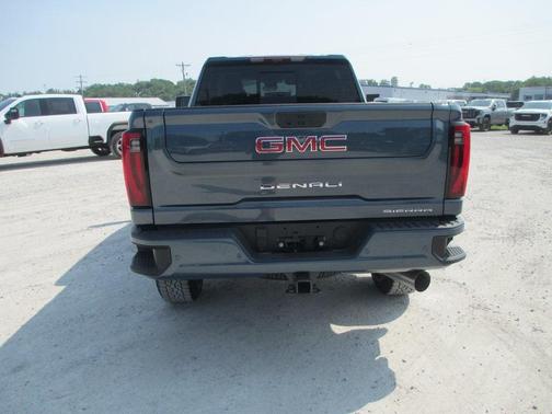 2025 GMC Sierra 3500 Denali