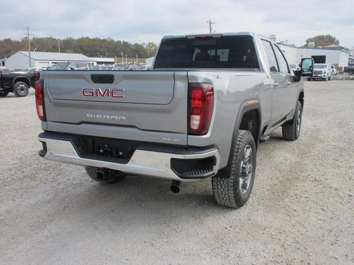 2026 GMC Sierra 3500 SLE