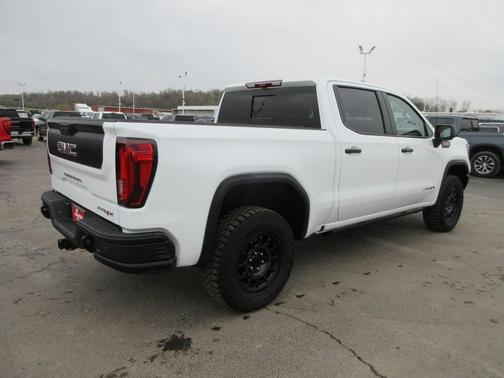 2024 GMC Sierra 1500 AT4X