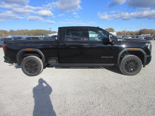 2026 GMC Sierra 2500 AT4