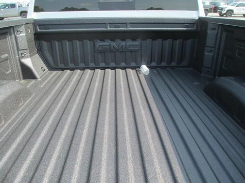 2025 GMC Sierra 2500 SLT
