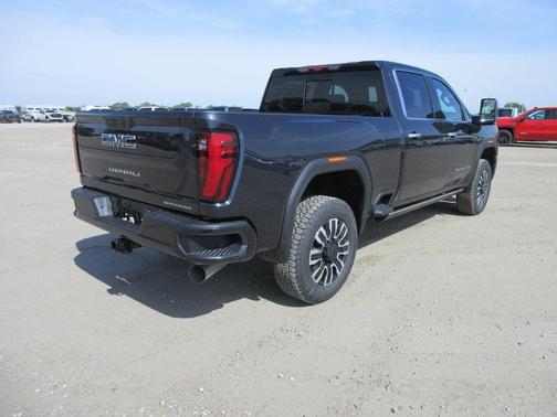 2025 GMC Sierra 2500 Denali Ultimate