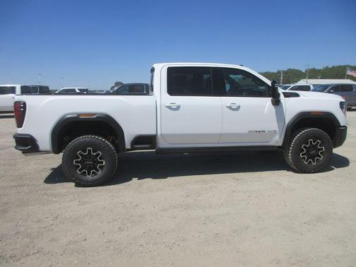Summit White 2026 GMC Sierra 2500 AT4X
