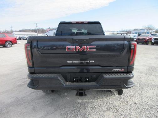2025 GMC Sierra 2500 AT4