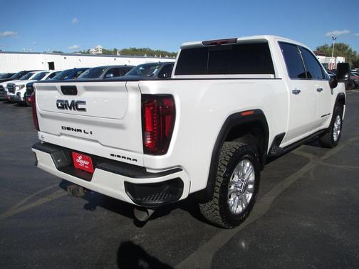 2022 GMC Sierra 2500 Denali