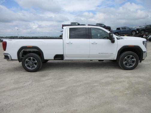 2025 GMC Sierra 3500 SLE