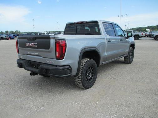 2025 GMC Sierra 1500 AT4X