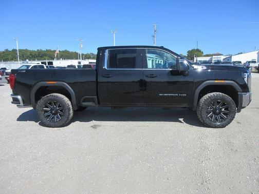 2025 GMC Sierra 2500 SLE