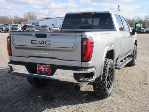 2026 GMC Sierra 2500 SLT