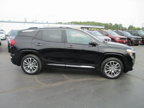 2022 GMC Terrain Denali
