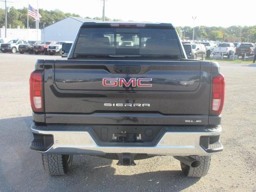 2026 GMC Sierra 2500 SLE