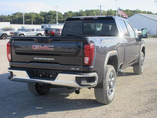 2026 GMC Sierra 2500 SLE
