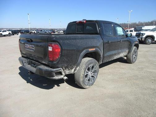 2025 GMC Canyon AT4