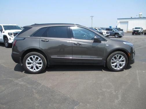 2020 Cadillac XT5 Sport