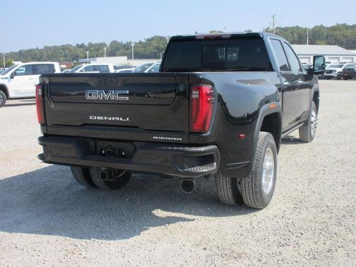 2026 GMC Sierra 3500 Denali Ultimate