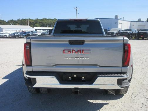 2026 GMC Sierra 3500 Pro