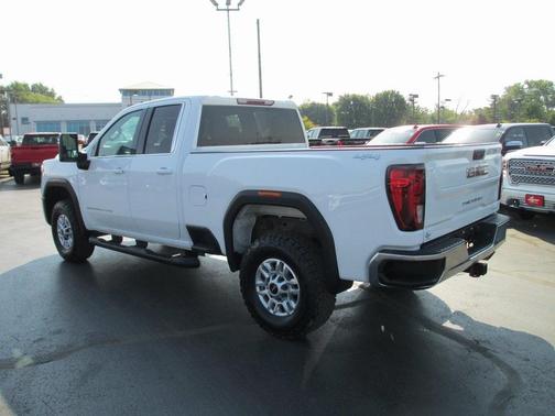 2024 GMC Sierra 2500 SLE