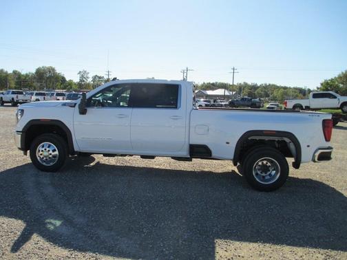 2026 GMC Sierra 3500 SLE