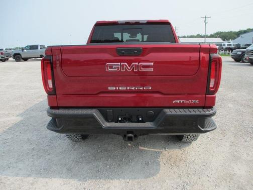 2025 GMC Sierra 1500 AT4X