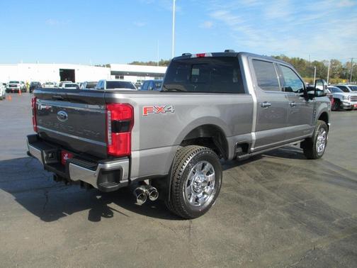 2024 Ford F-350 Lariat Super Duty