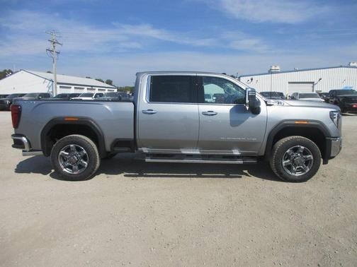 2025 GMC Sierra 2500 SLT
