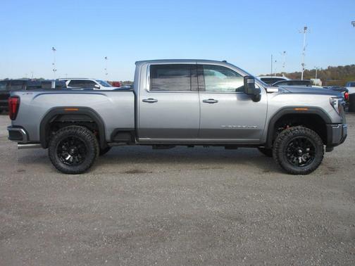 2026 GMC Sierra 2500 SLE