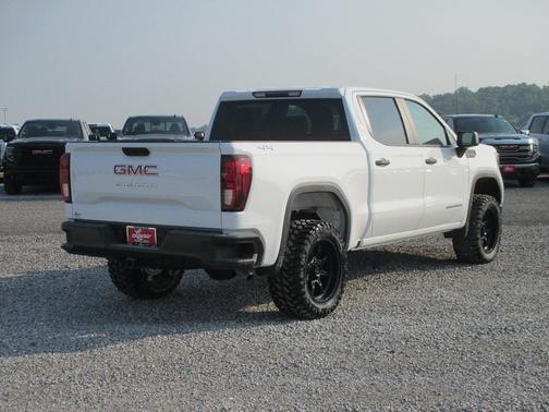 2025 GMC Sierra 1500 Pro
