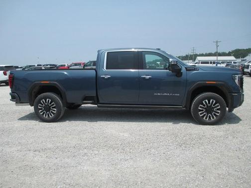 2025 GMC Sierra 3500 Denali Ultimate