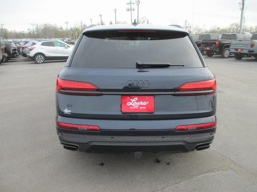 2025 Audi Q7 55 Premium Plus