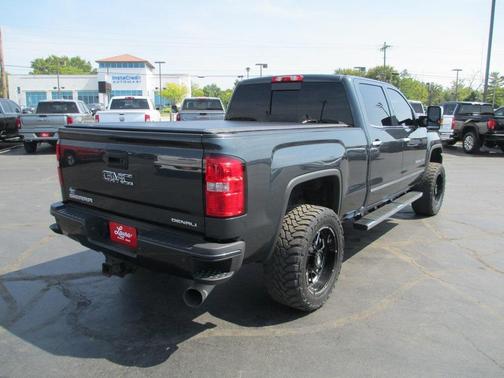2019 GMC Sierra 2500 Denali