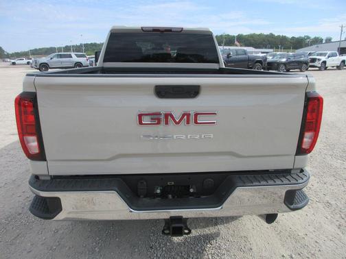 Dune 2026 GMC Sierra 2500 Pro