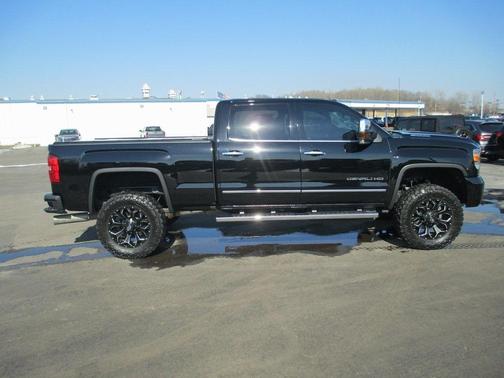 2019 GMC Sierra 2500 Denali