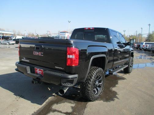 2019 GMC Sierra 2500 Denali