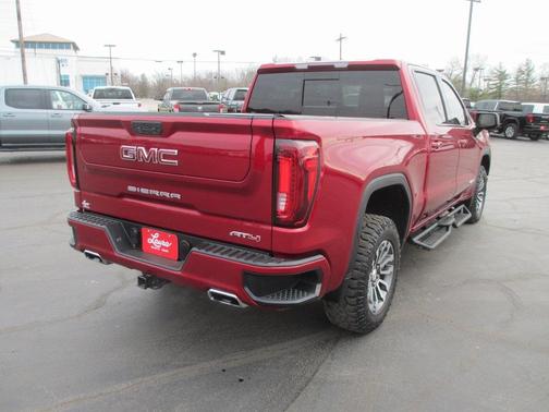 2022 GMC Sierra 1500 Limited AT4