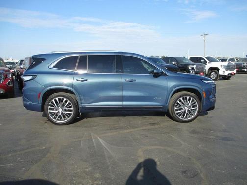 2025 Buick Enclave Avenir