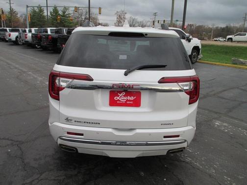 2021 GMC Acadia Denali