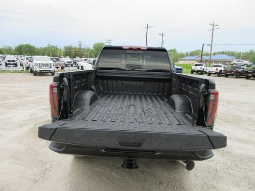 2025 GMC Sierra 2500 AT4
