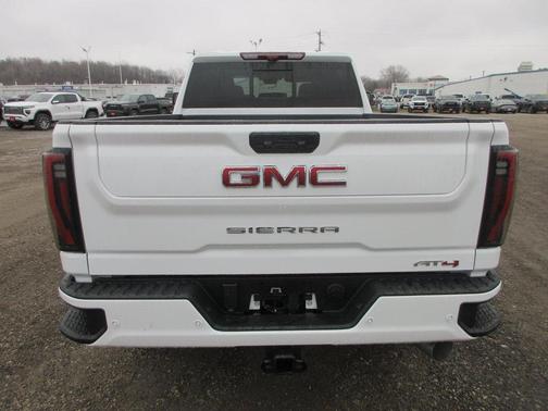 2026 GMC Sierra 3500 AT4
