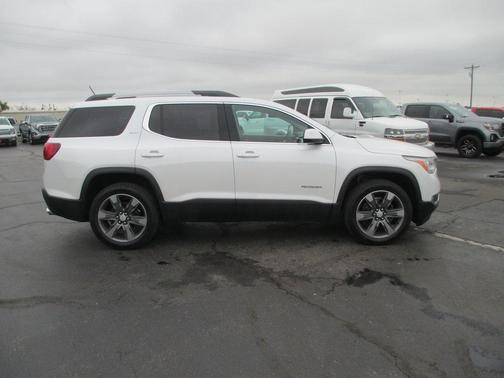 2017 GMC Acadia SLT-2