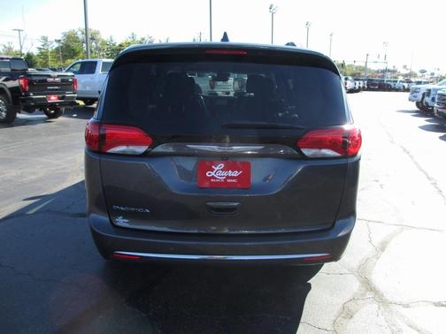 2020 Chrysler Pacifica Touring-L Plus