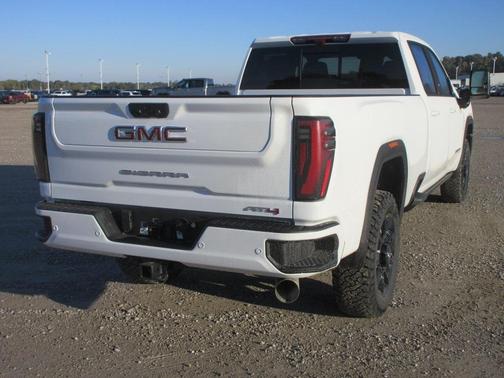 2026 GMC Sierra 3500 AT4