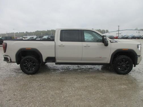 2026 GMC Sierra 2500 AT4