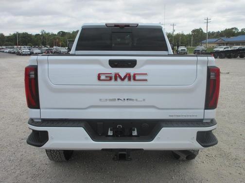 2026 GMC Sierra 2500 Denali