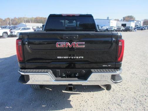 2026 GMC Sierra 2500 SLT