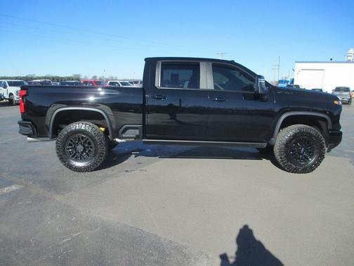 2025 Chevrolet Silverado 2500 ZR2