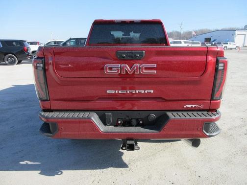 2025 GMC Sierra 2500 AT4