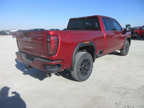 2025 GMC Sierra 2500 AT4